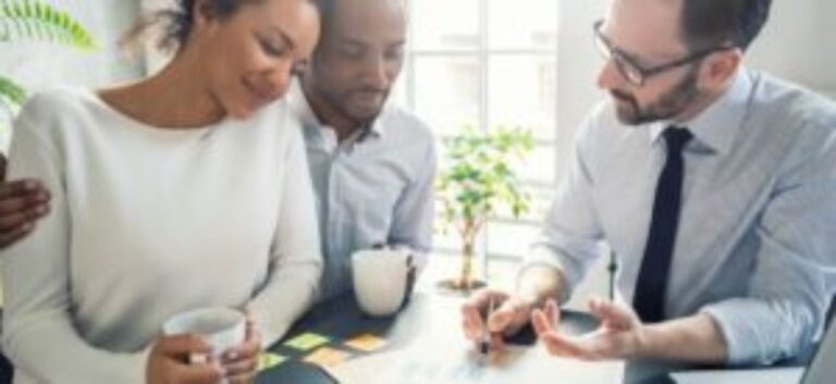 como-crear-una-empresa-corredora-de-seguros